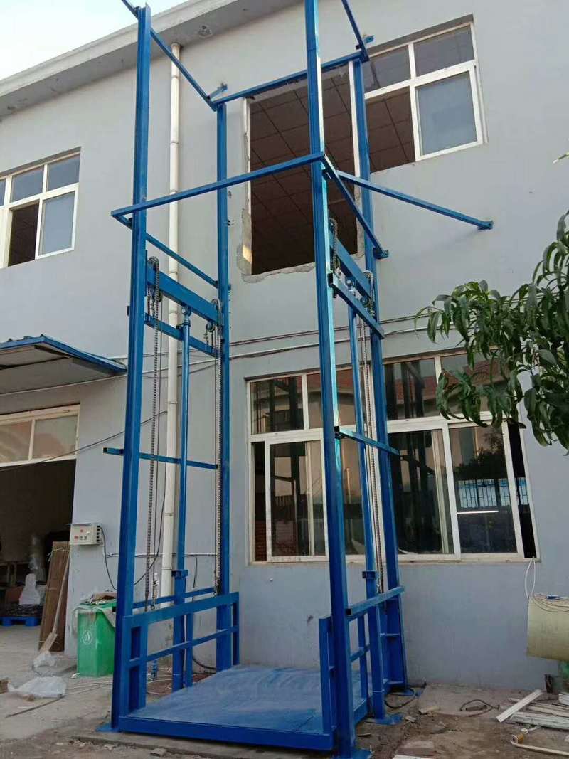 平顶山简易小型货梯